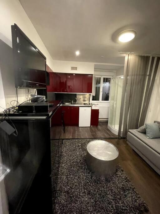 Апартаменты Magnifique Studio Champs-Elysee Париж Экстерьер фото
